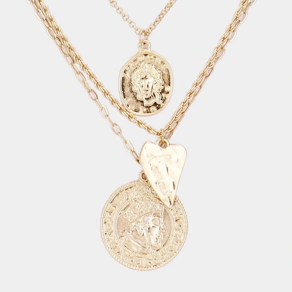 Lexy necklace